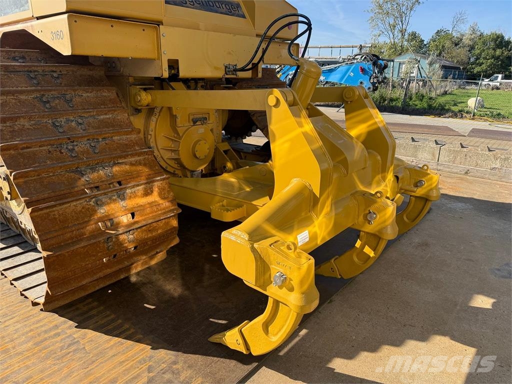 CAT D6T LGP Crawler dozers