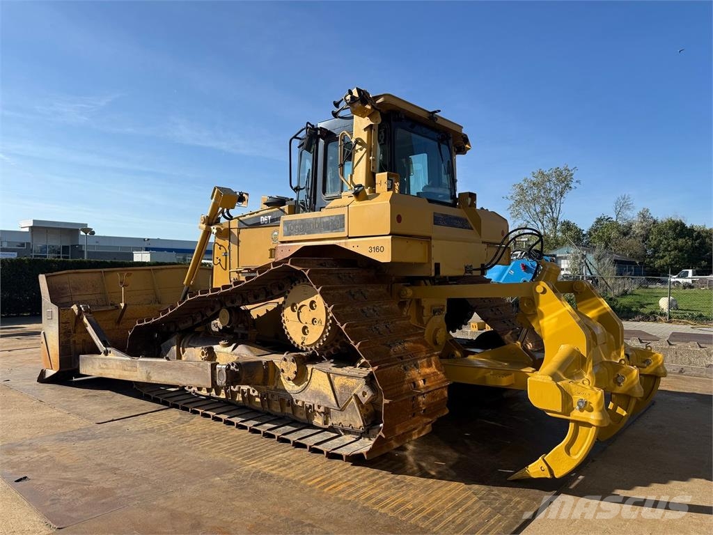 CAT D6T LGP Crawler dozers