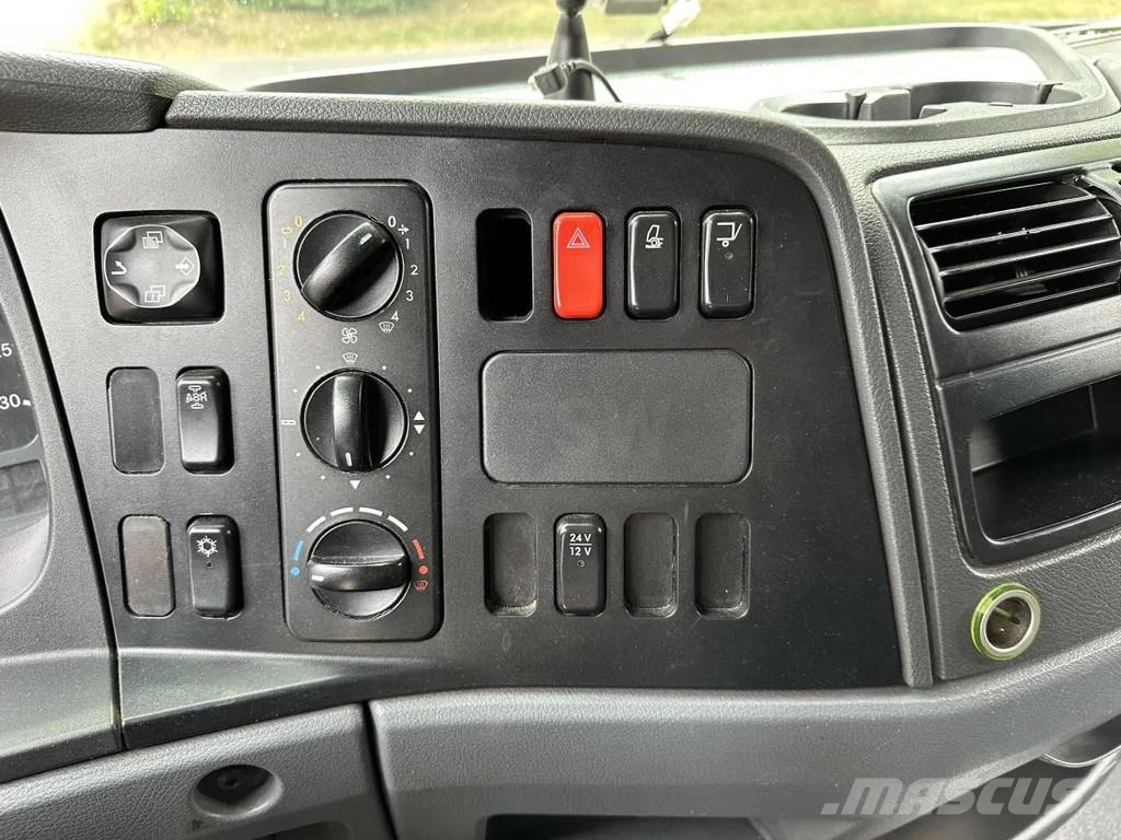 Mercedes-Benz Atego 1222 L Kühl-LKW Klima 溫控卡車