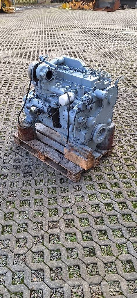 Cummins 6CTA8.3 Zettelmeyer Case Furukawa Moottorit