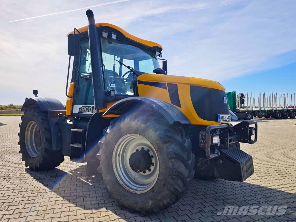 JCB Fastrac 3200 HMV Traktori