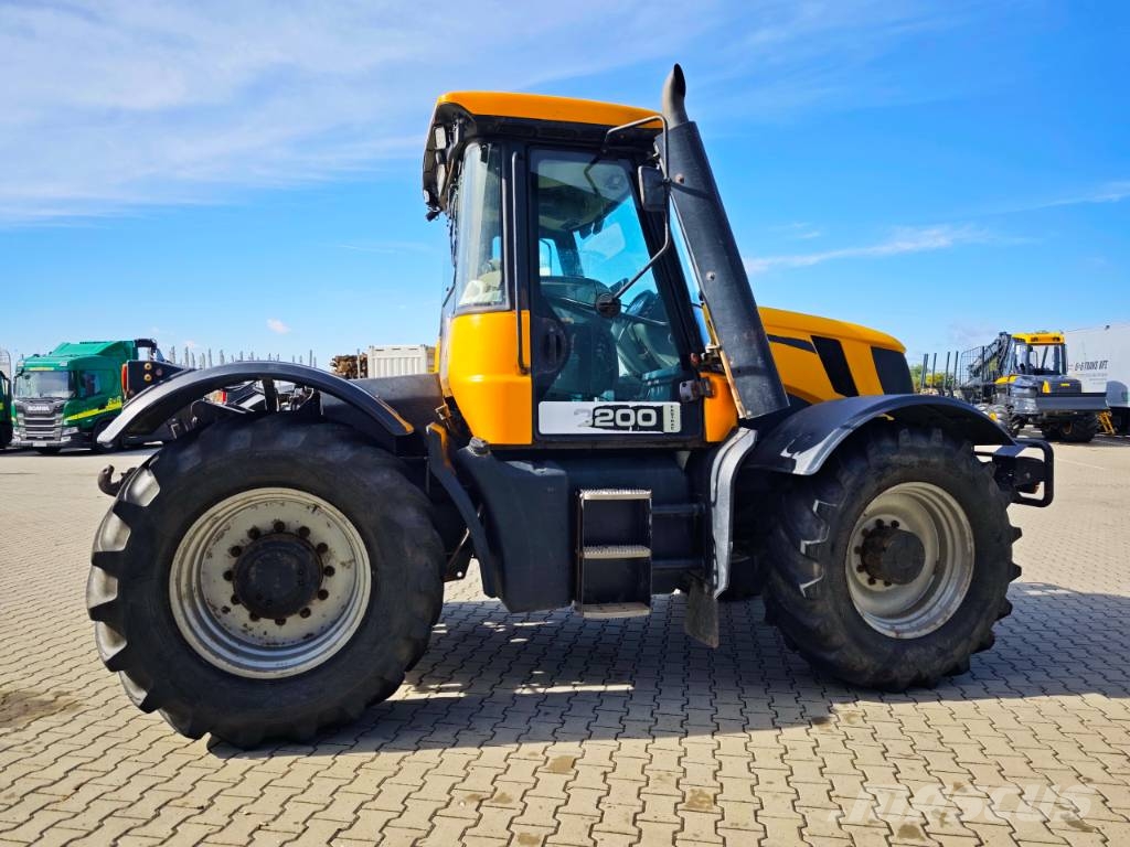 JCB Fastrac 3200 HMV Traktori
