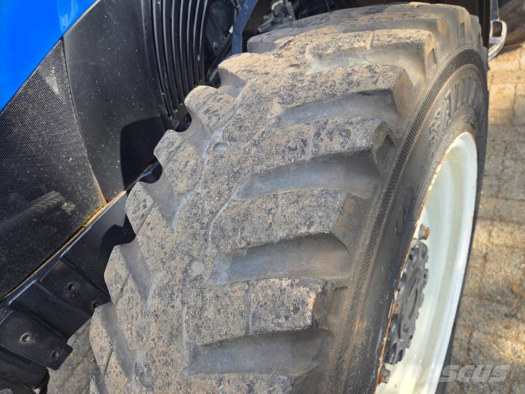 New Holland T 4.75 S Traktorok