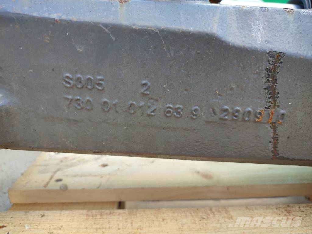  Drive axle 412F4 AGCO 730/124-001 2000672 Fendt 51 轴