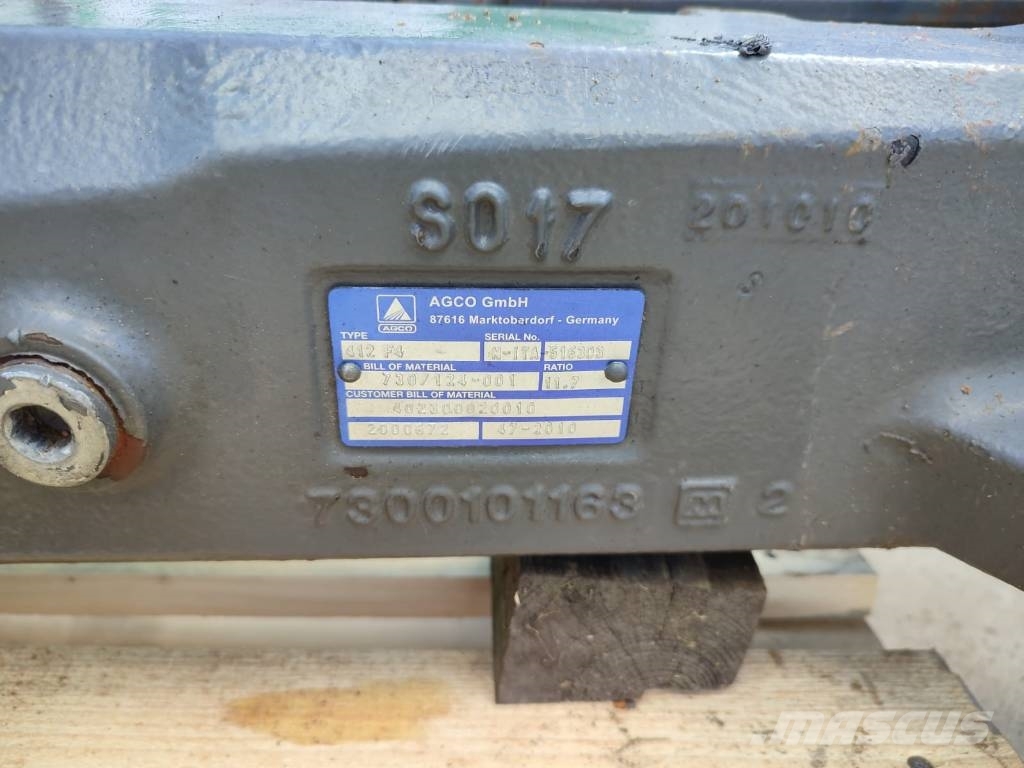  Drive axle 412F4 AGCO 730/124-001 2000672 Fendt 51 轴