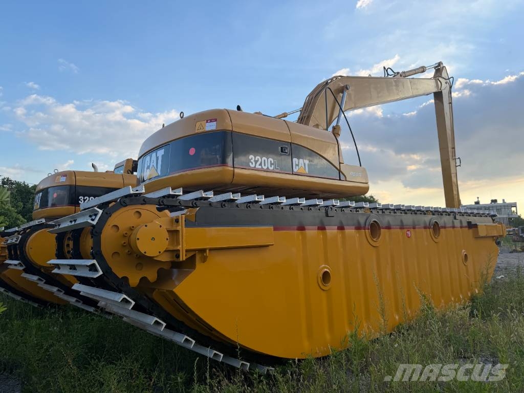 CAT 320 Custom-built amphibious excavators Excavator amfibiu