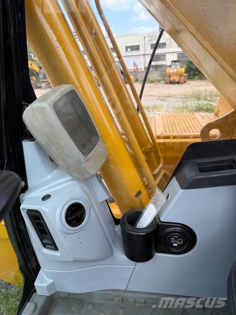 CAT 320 Custom-built amphibious excavators Excavator amfibiu