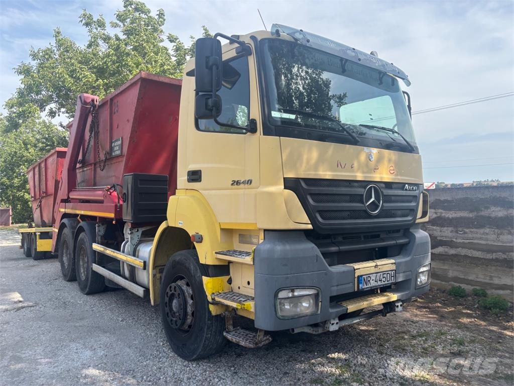 Mercedes-Benz AXOR 2640 6X4 شاحنات بمقصورة وهيكل