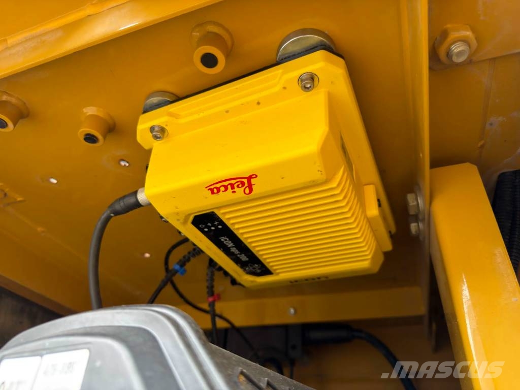 CAT 323 07B Crawler excavators