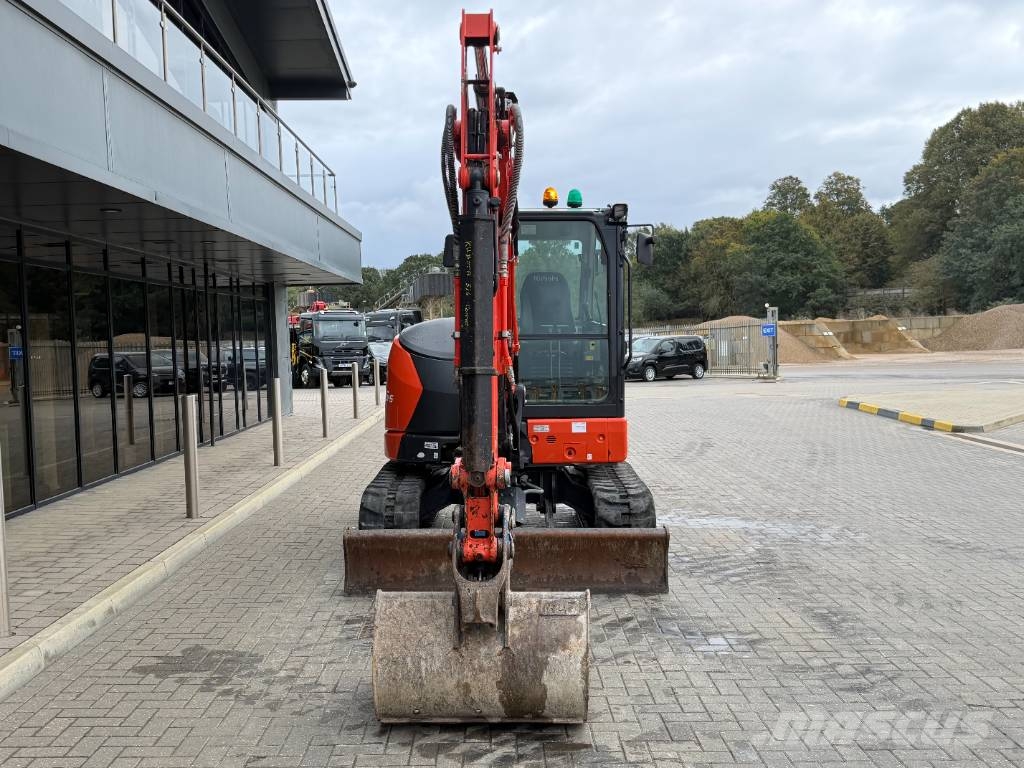 Kubota U 56-5 حفارات صغيرة أقل من 7 طن (حفارات صغيرة)