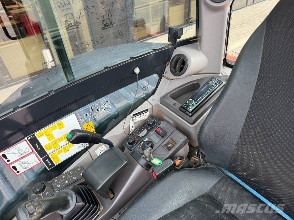 Kubota U 56-5 حفارات صغيرة أقل من 7 طن (حفارات صغيرة)