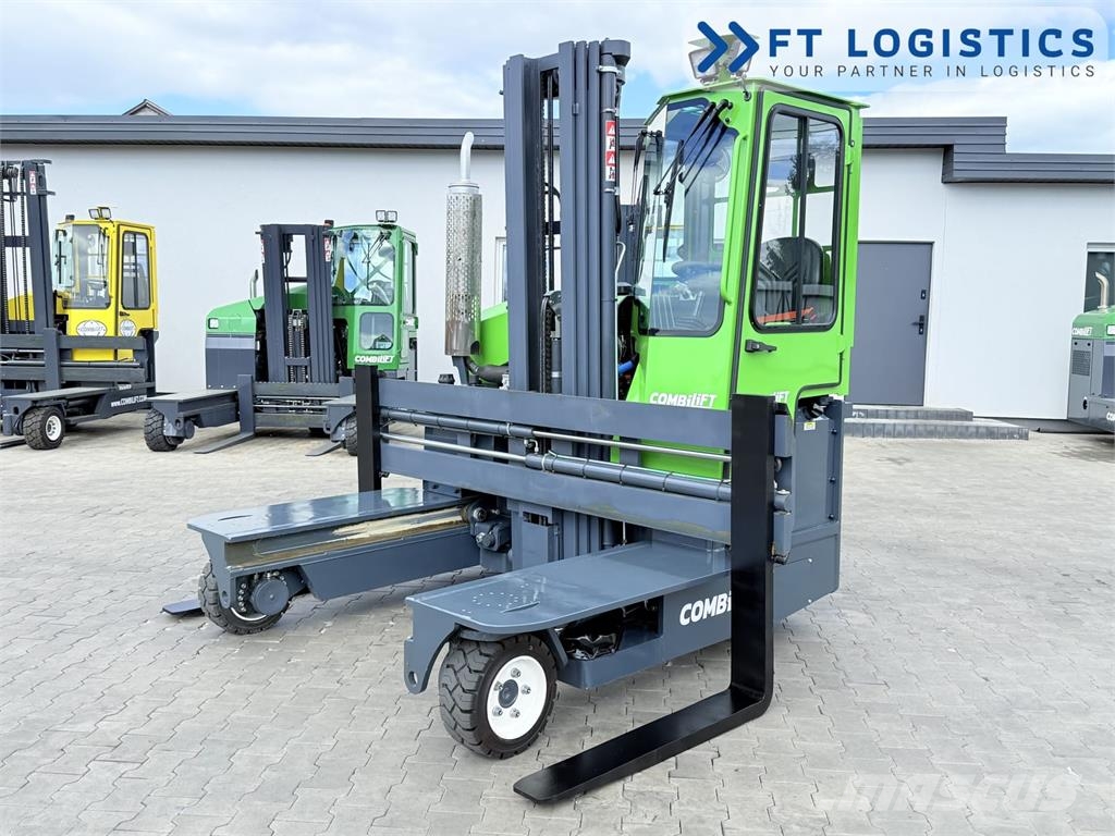 Combilift C3000 | DIESEL | TRIPLEX 5952 | WIDE FORK POSITION 4-Smerni viličarji