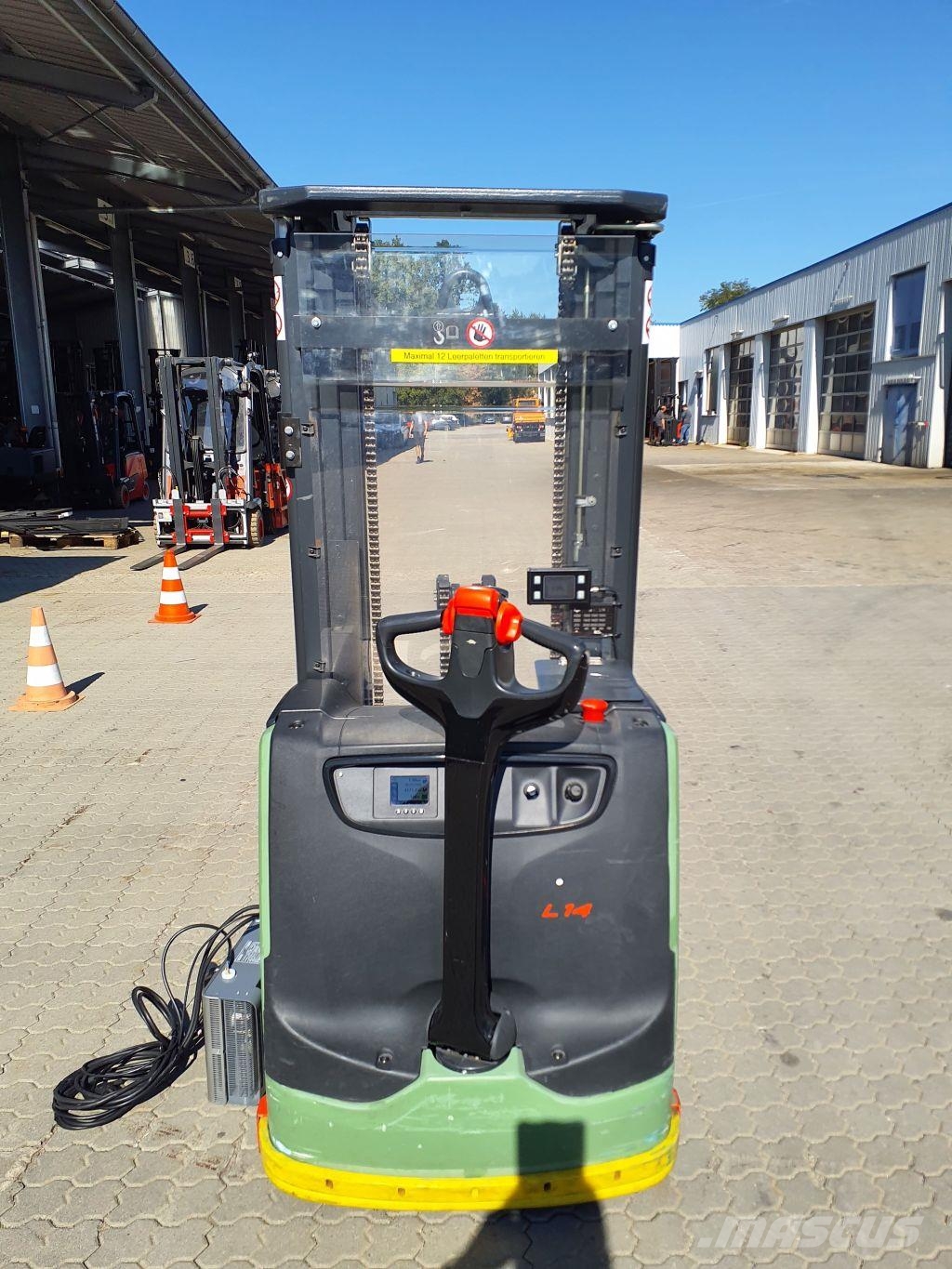Linde L14 Самоходни товарачи
