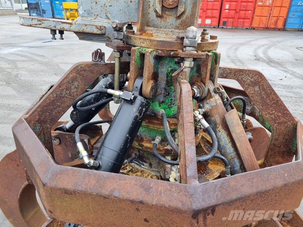 Kinshofer NON-ROTATING SCRAPE GRIPPER WEIGHT 2000 KG Grijpers