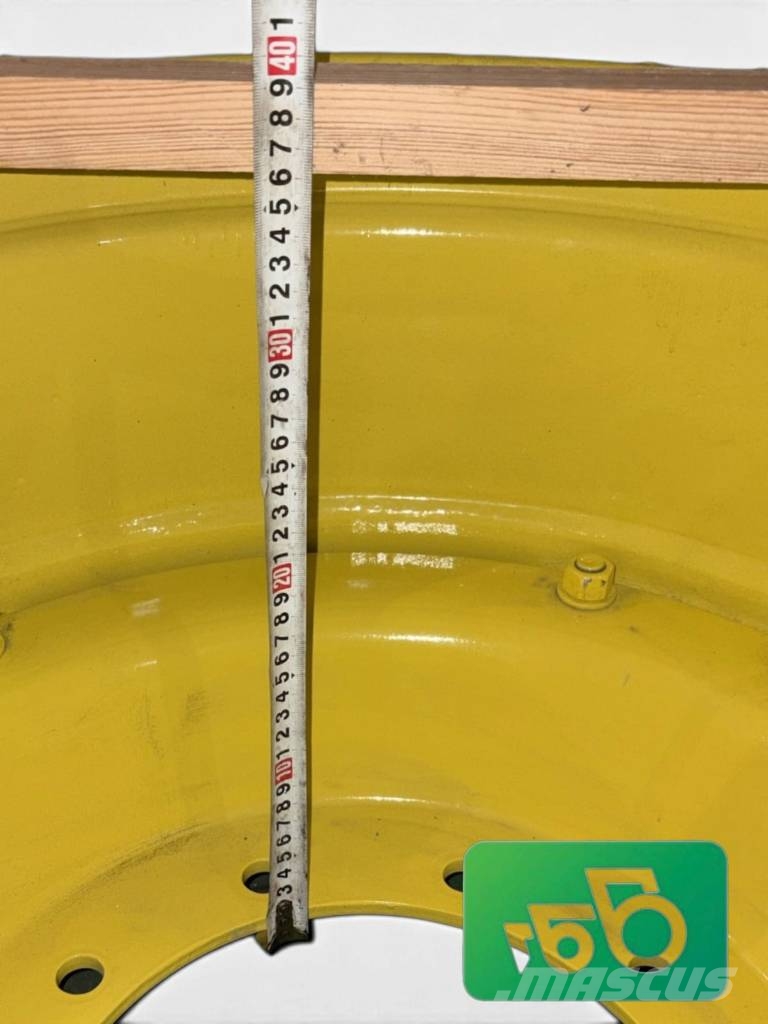 John Deere 6155M Rim 15x28 AL217383 Reifen