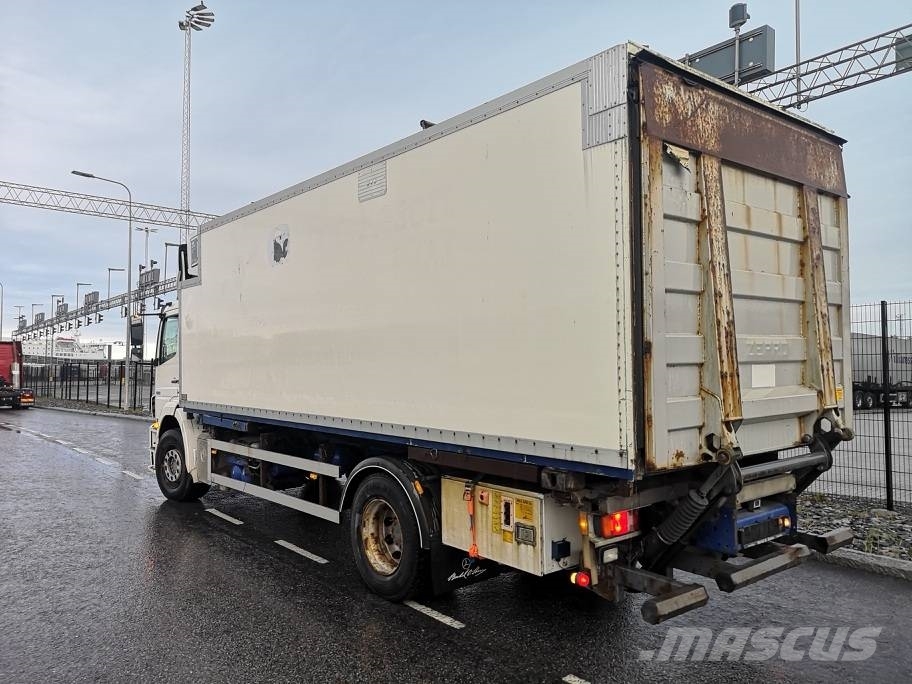 Mercedes-Benz 1829/51AT only 179091 km!! Temperature controlled trucks
