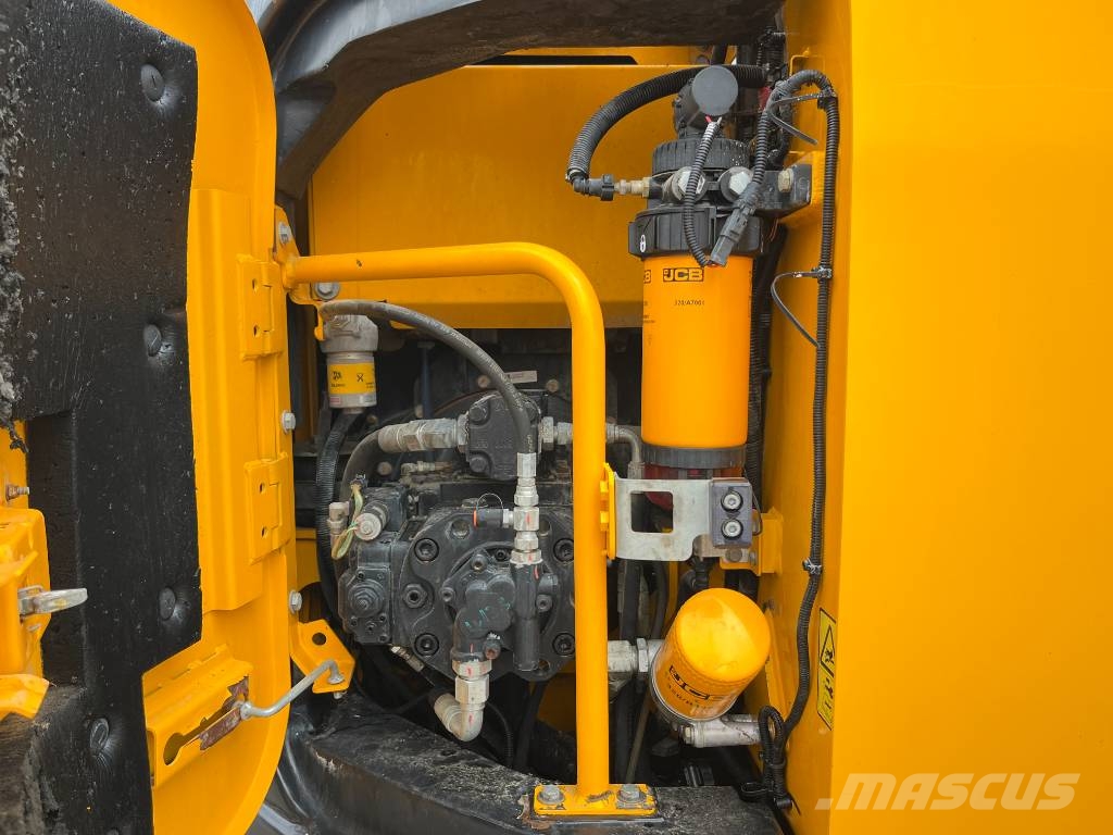 JCB JZ141LC - Automatic Greasing / Quick Coupler Excavadoras sobre orugas