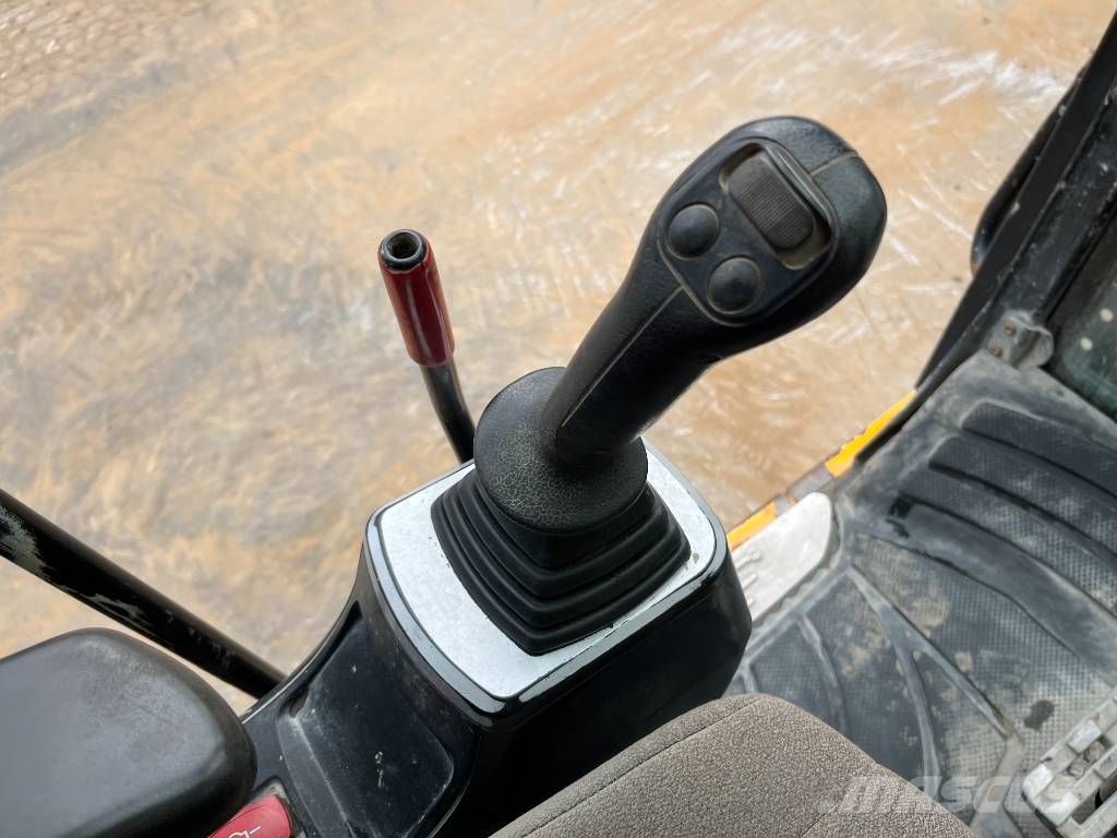 JCB JZ141LC - Automatic Greasing / Quick Coupler Excavadoras sobre orugas