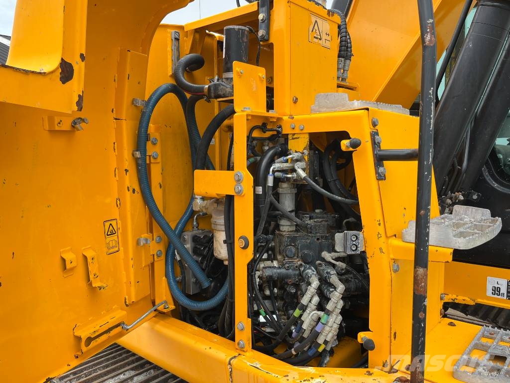 JCB JZ141LC - Automatic Greasing / Quick Coupler Excavadoras sobre orugas