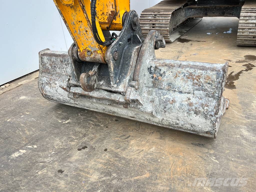 JCB JZ141LC - Automatic Greasing / Quick Coupler Excavadoras sobre orugas