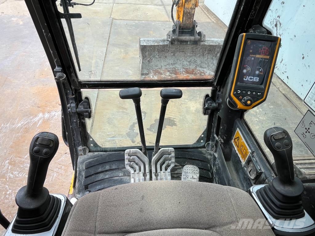 JCB JZ141LC - Automatic Greasing / Quick Coupler Excavadoras sobre orugas