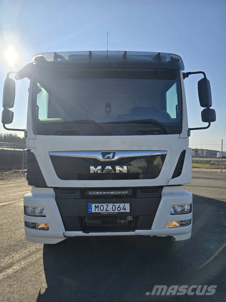MAN TGM 15.250 Camiones caja cerrada