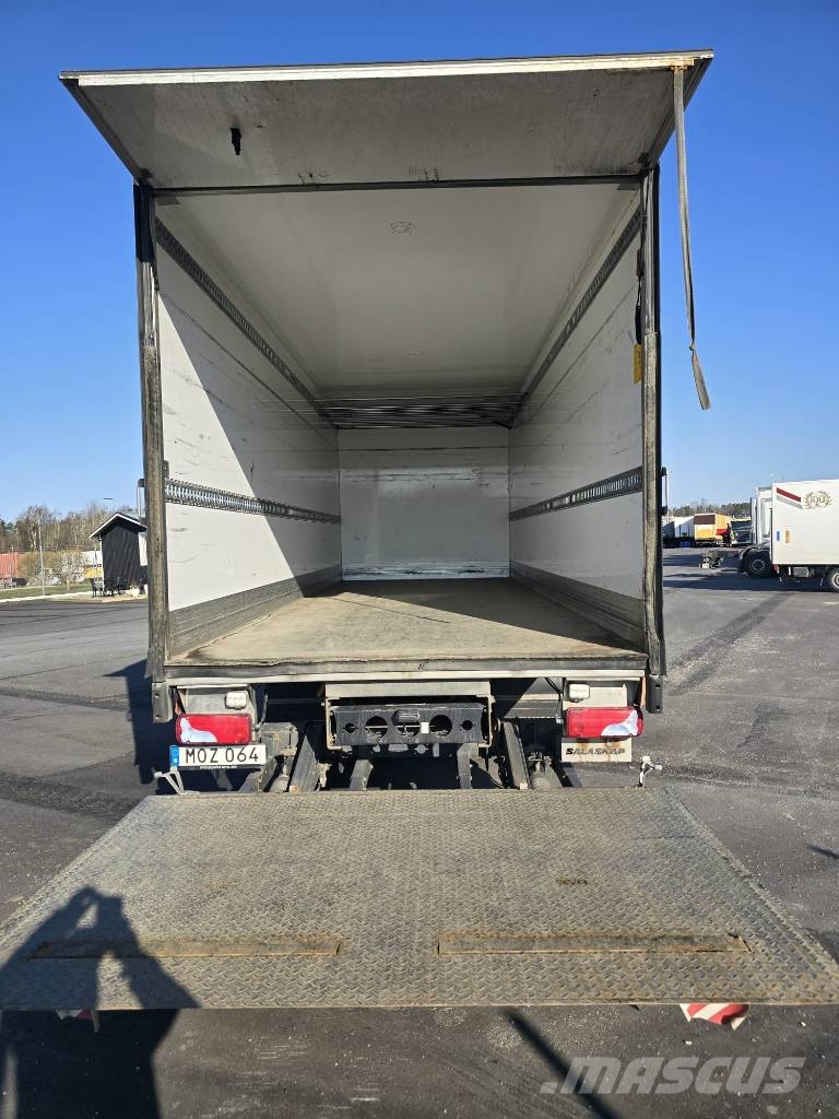 MAN TGM 15.250 Camiones caja cerrada