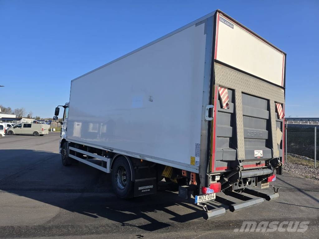 MAN TGM 15.250 Camiones caja cerrada