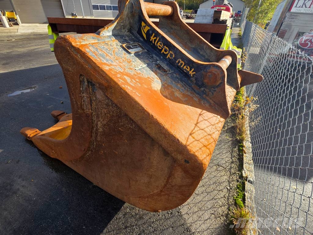 CAT 330 NG with Rototilt and GPS Beltegraver