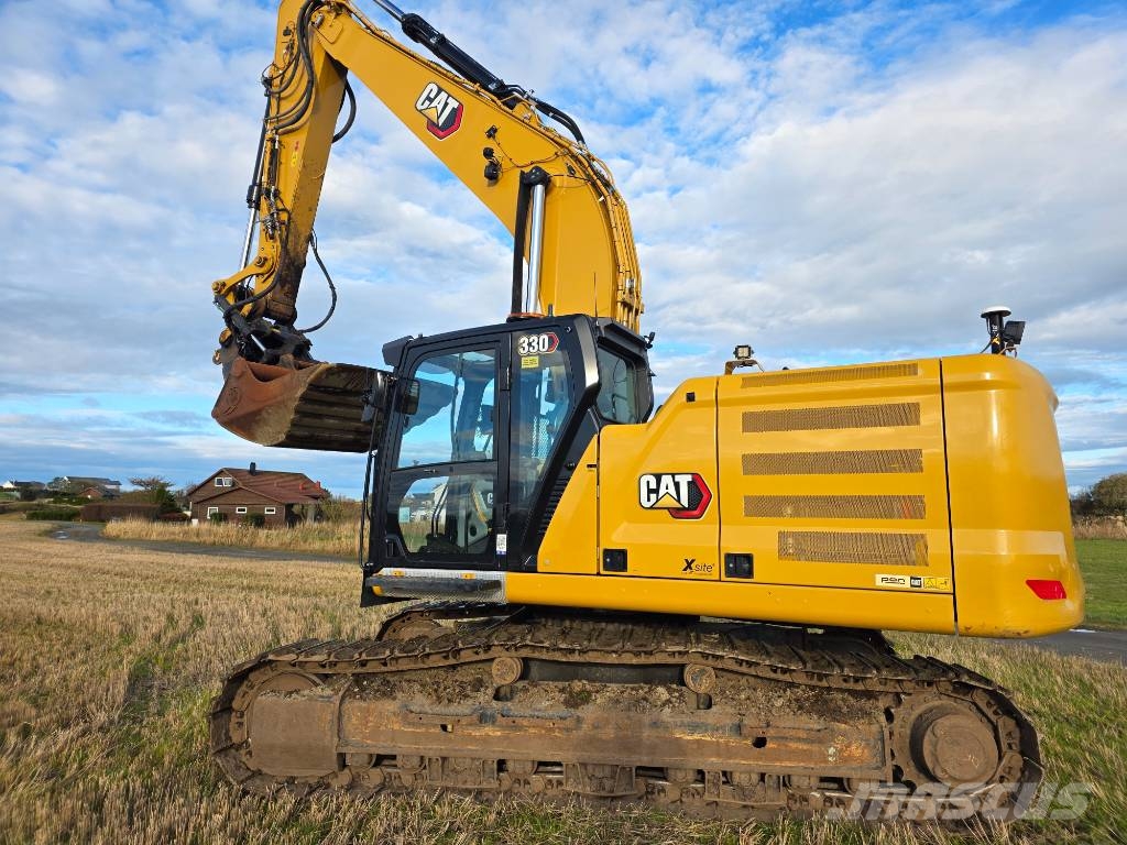 CAT 330 NG with Rototilt and GPS Beltegraver