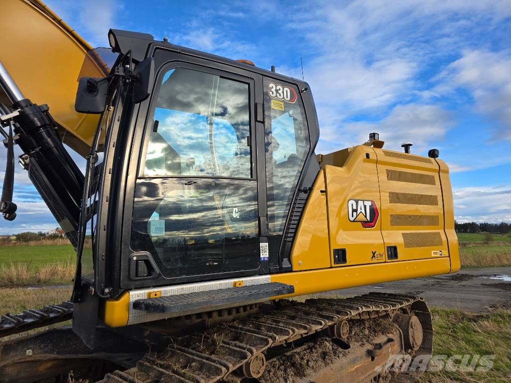 CAT 330 NG with Rototilt and GPS Beltegraver