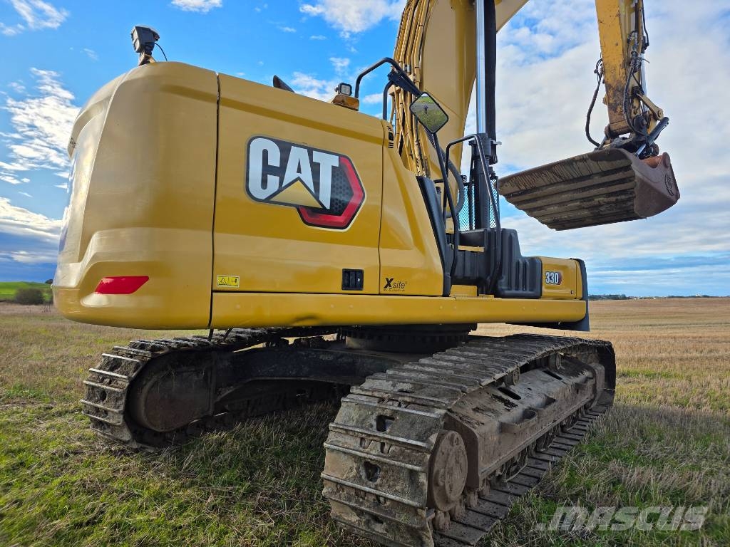 CAT 330 NG with Rototilt and GPS Beltegraver