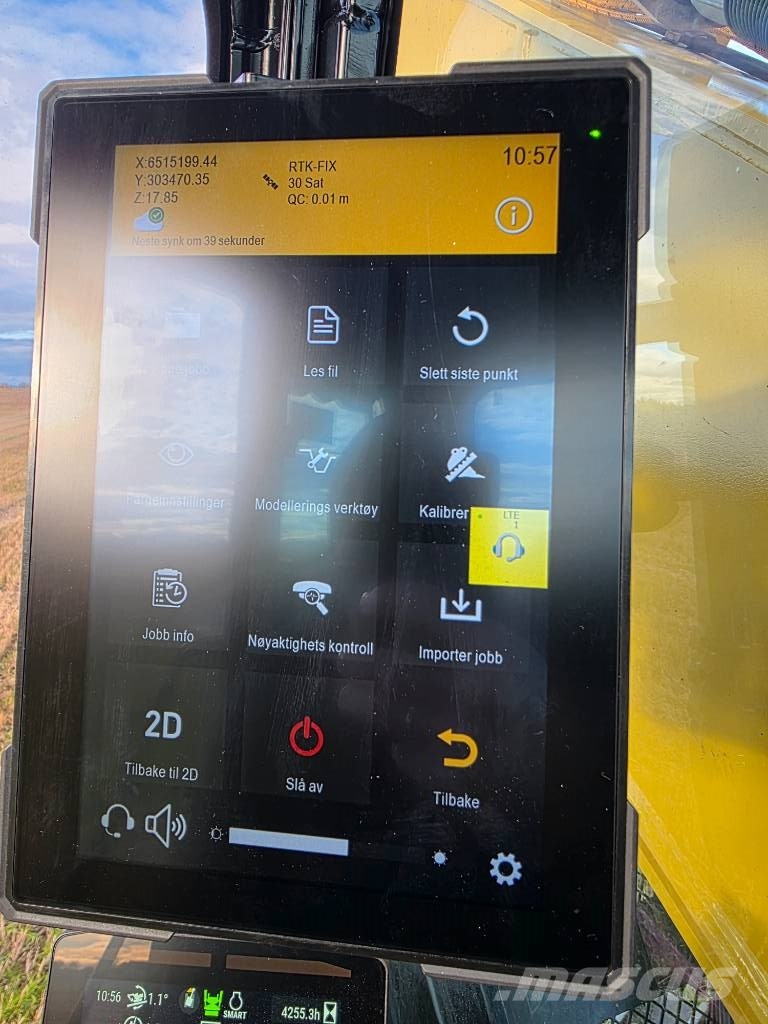 CAT 330 NG with Rototilt and GPS Beltegraver