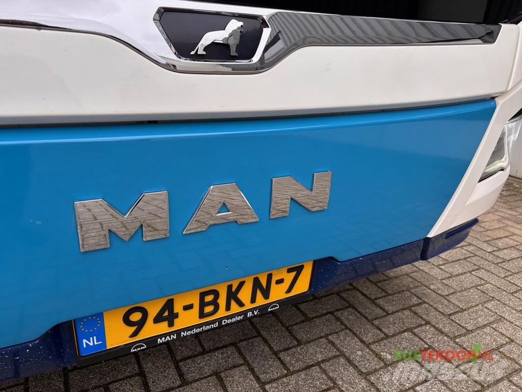 MAN R 07 Lion's Coach Turistibussit