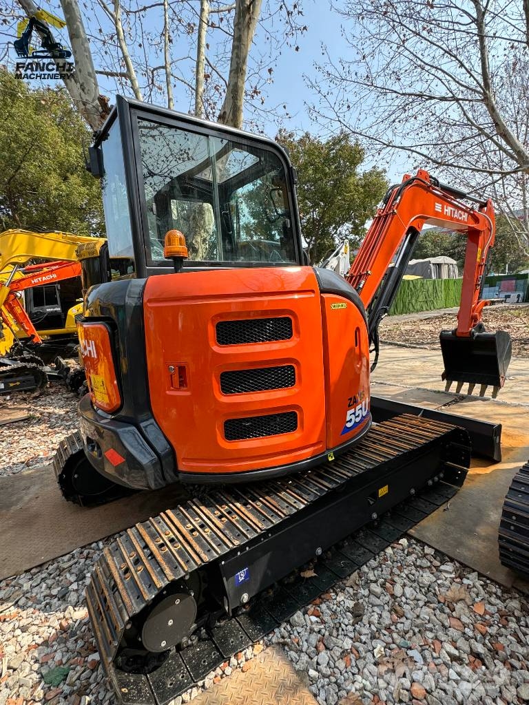 Hitachi 55U Mini bagri <7t