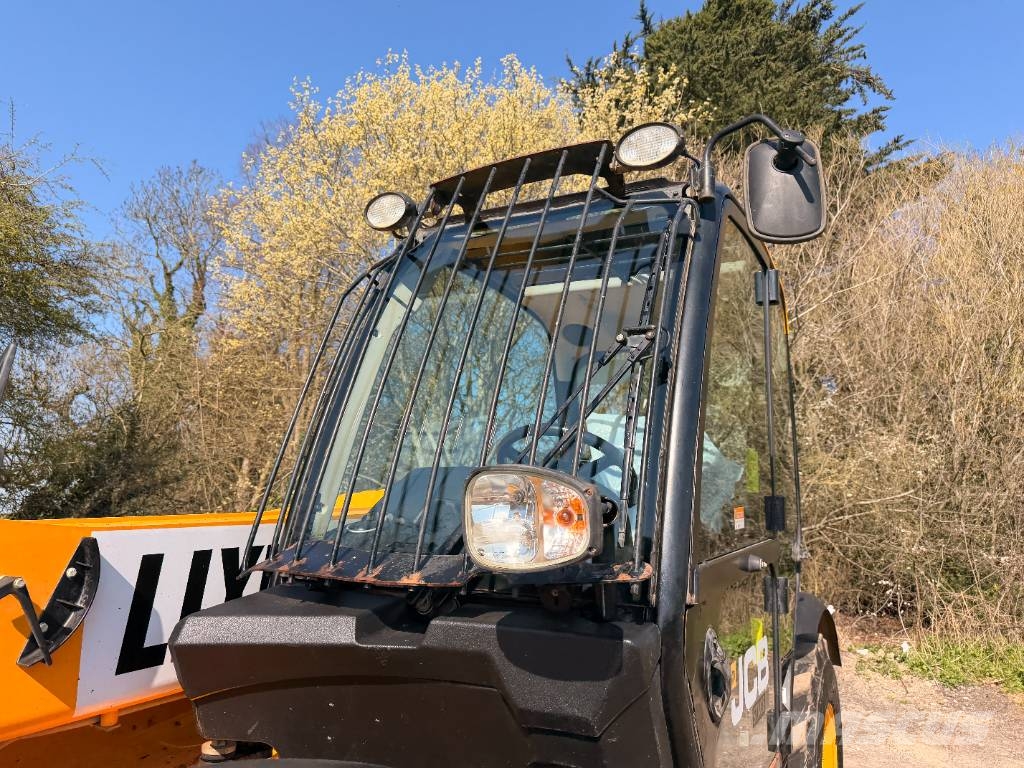 JCB 531-70 7 Meter Telehandler مناولات متداخلة