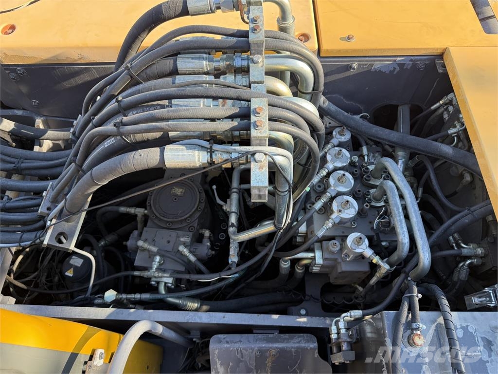 Volvo EW180B Колесни екскаватори