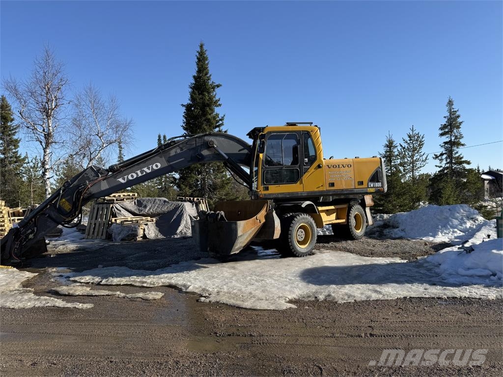 Volvo EW180B Колесни екскаватори