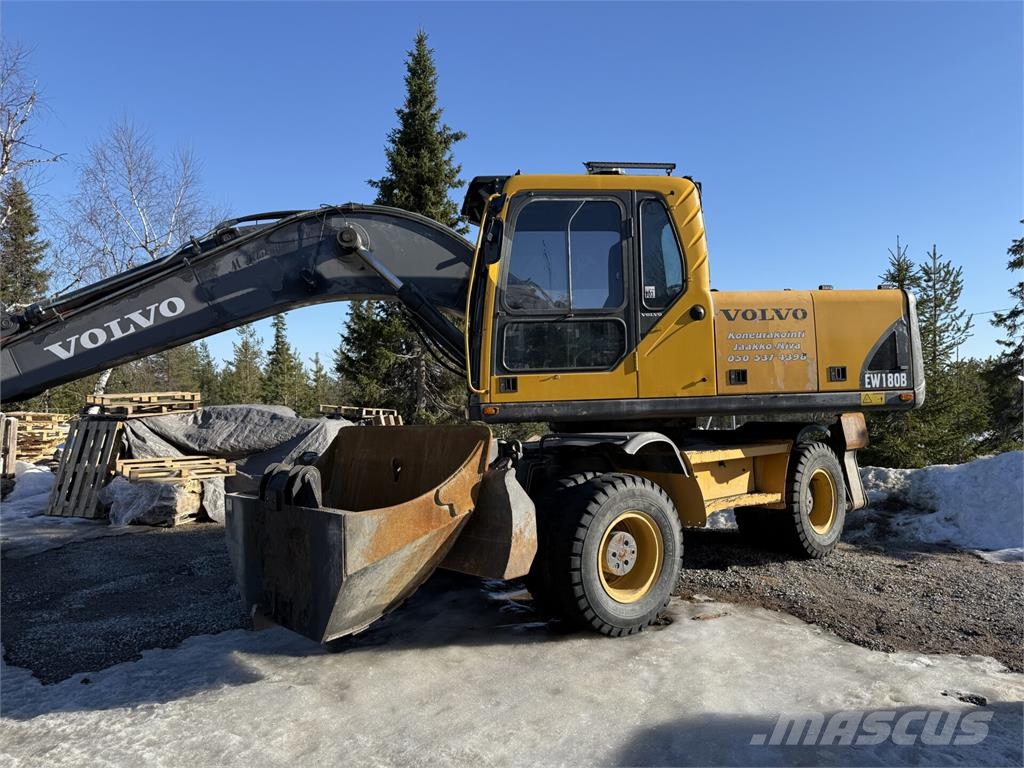Volvo EW180B Колесни екскаватори