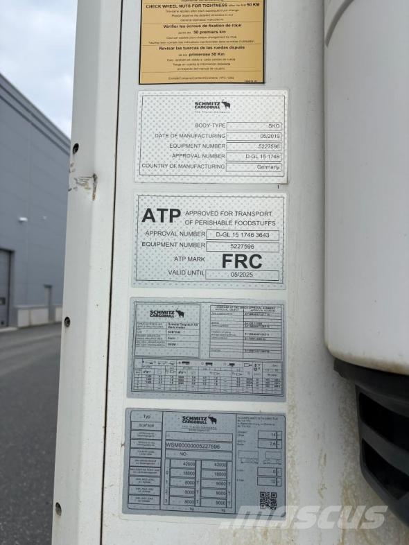 Schmitz Cargobull Trailer Reefer Flower Width & Dual Temp & Double S Temperature controlled semi-trailers