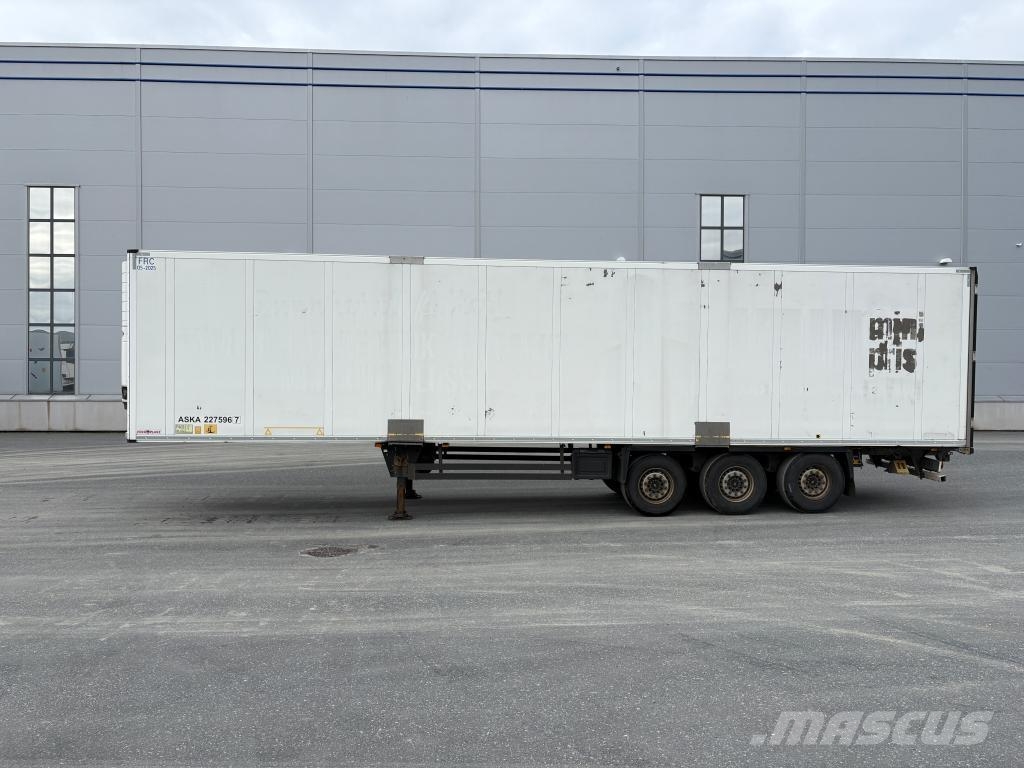Schmitz Cargobull Trailer Reefer Flower Width & Dual Temp & Double S Temperature controlled semi-trailers