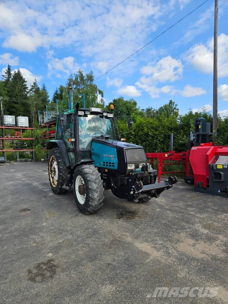 He-Va FRONTLYFT VALMET / VALTRA Čelni nakladalci in kopači