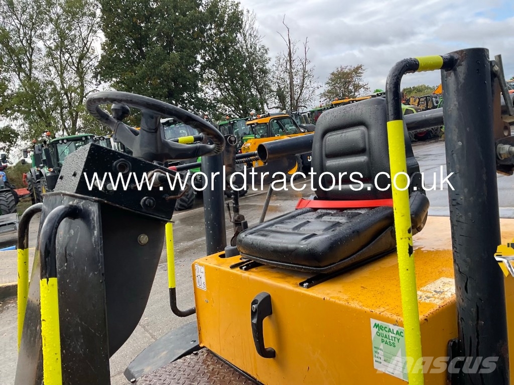 Mecalac TA 3 H Site dumpers