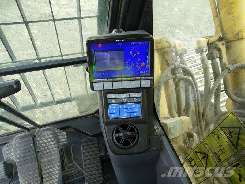Komatsu PC 490 LC-11 Roomikekskavaatorid