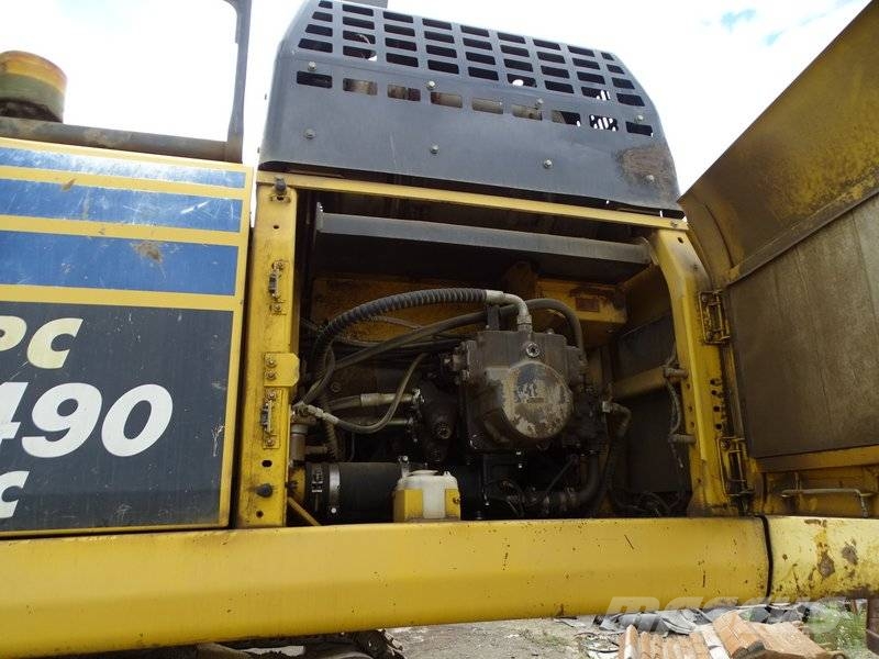 Komatsu PC 490 LC-11 Roomikekskavaatorid