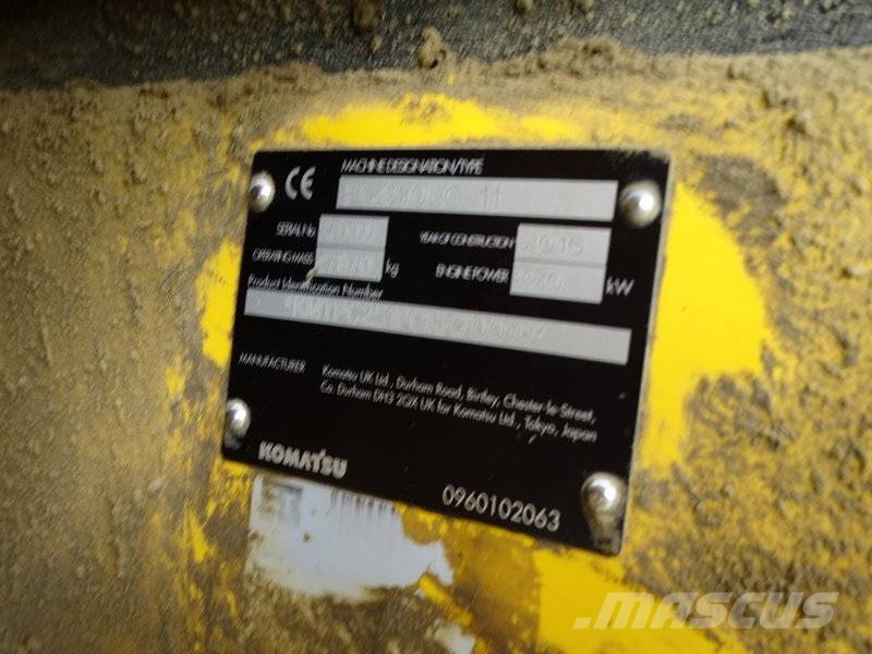 Komatsu PC 490 LC-11 Roomikekskavaatorid
