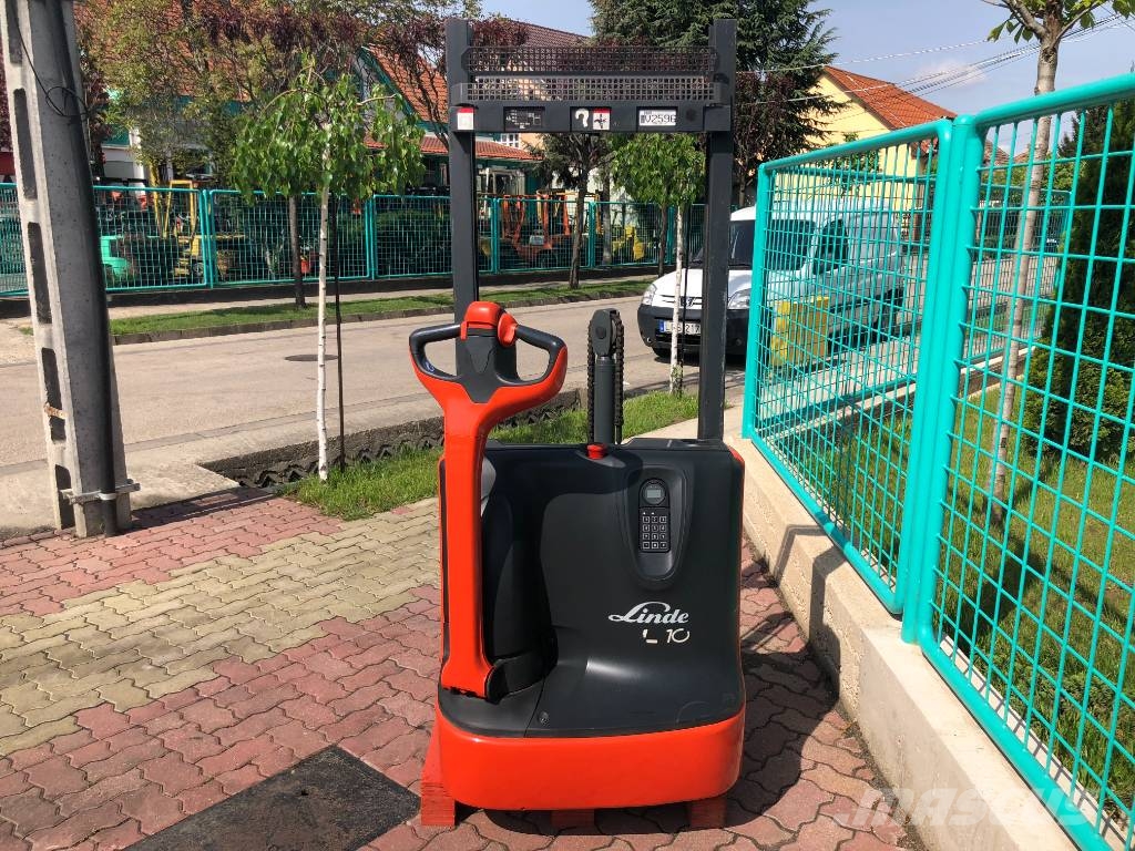 Linde L 10 B /172/ V-2596 OB Apiladores eléctricos autopropulsados