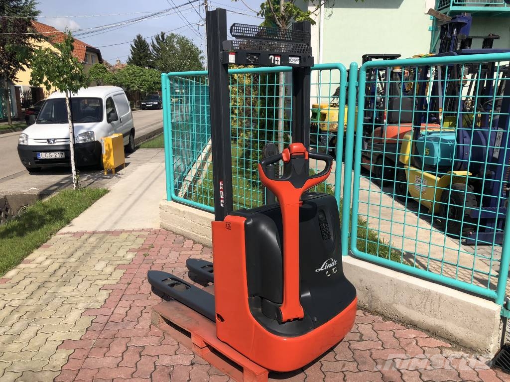Linde L 10 B /172/ V-2596 OB Apiladores eléctricos autopropulsados