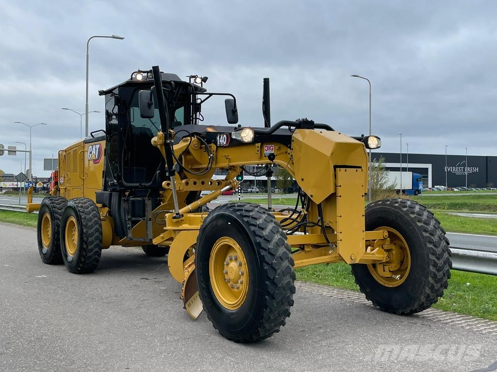 CAT 140 15A Grederji