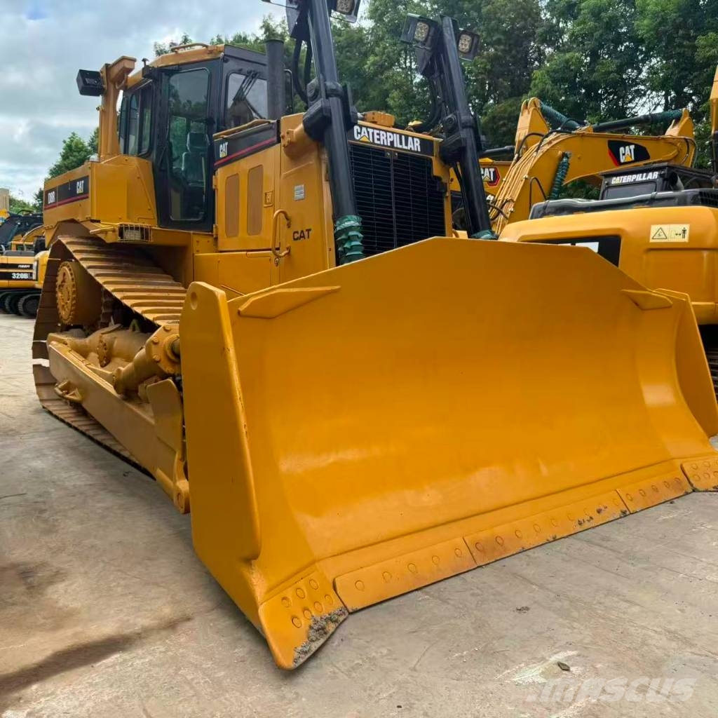 CAT D 8 R Μπουλντόζες με ερπύστριες